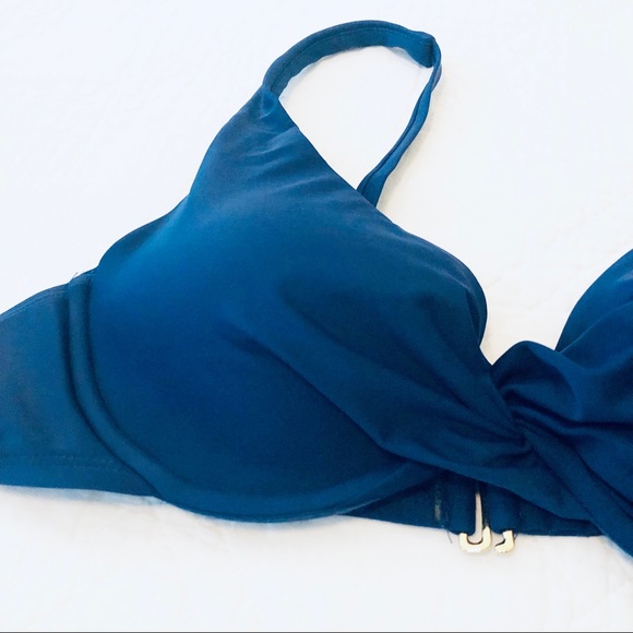 Catalina Twist Front Underwire Bikini Top NWT - Picture 3 of 6